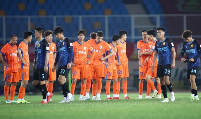 pg电子在线下载-英超球员配偶与家庭生活揭秘及媒体关注情况