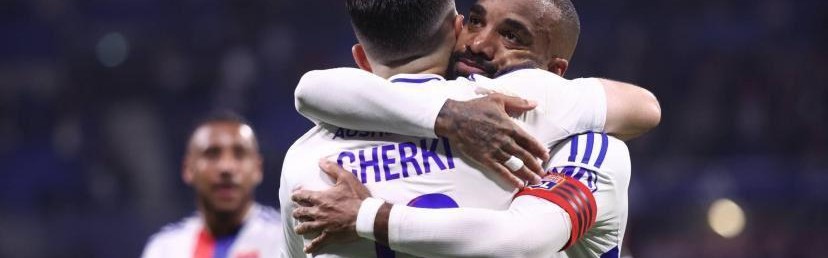 pg电子在线下载-莱万多夫斯基在德甲球队中的精彩图片集锦